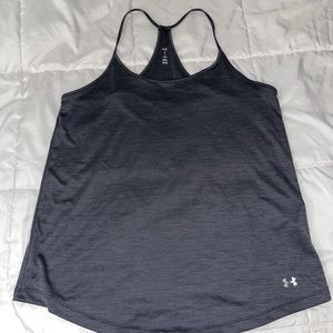 UNDER ARMOUR workout shirt